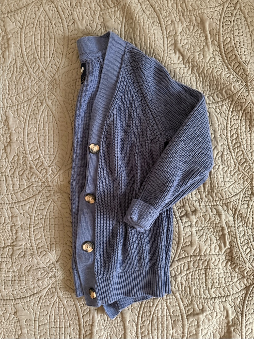GAP Women's Button-Front Knit Cardigan - Picture 2 of 2